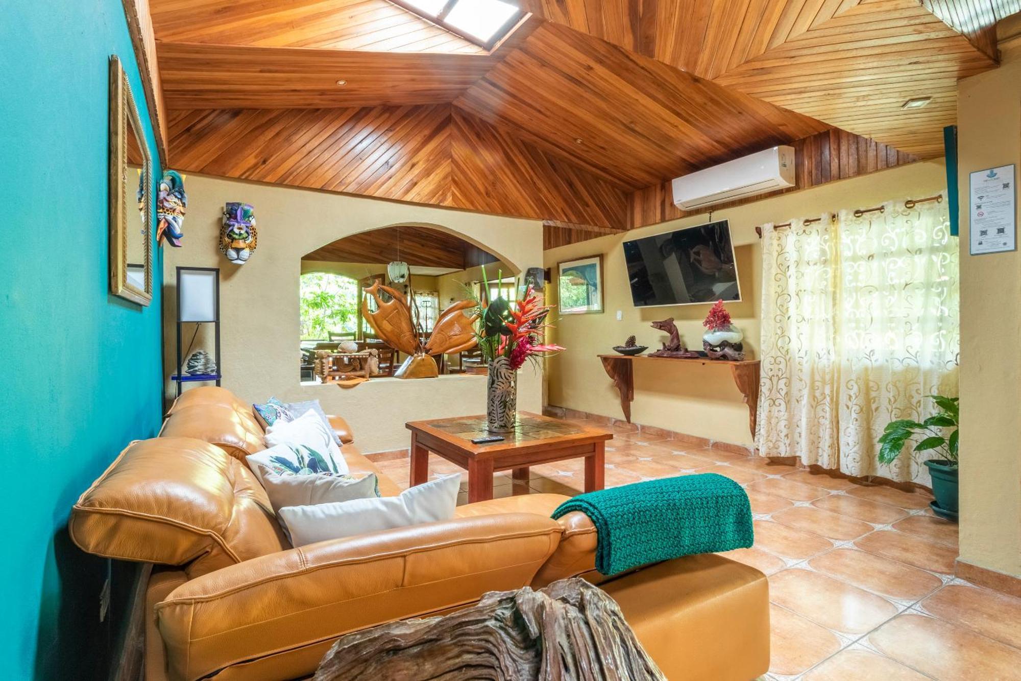 Hotel Boutique Cascadas The Falls Manuel Antonio