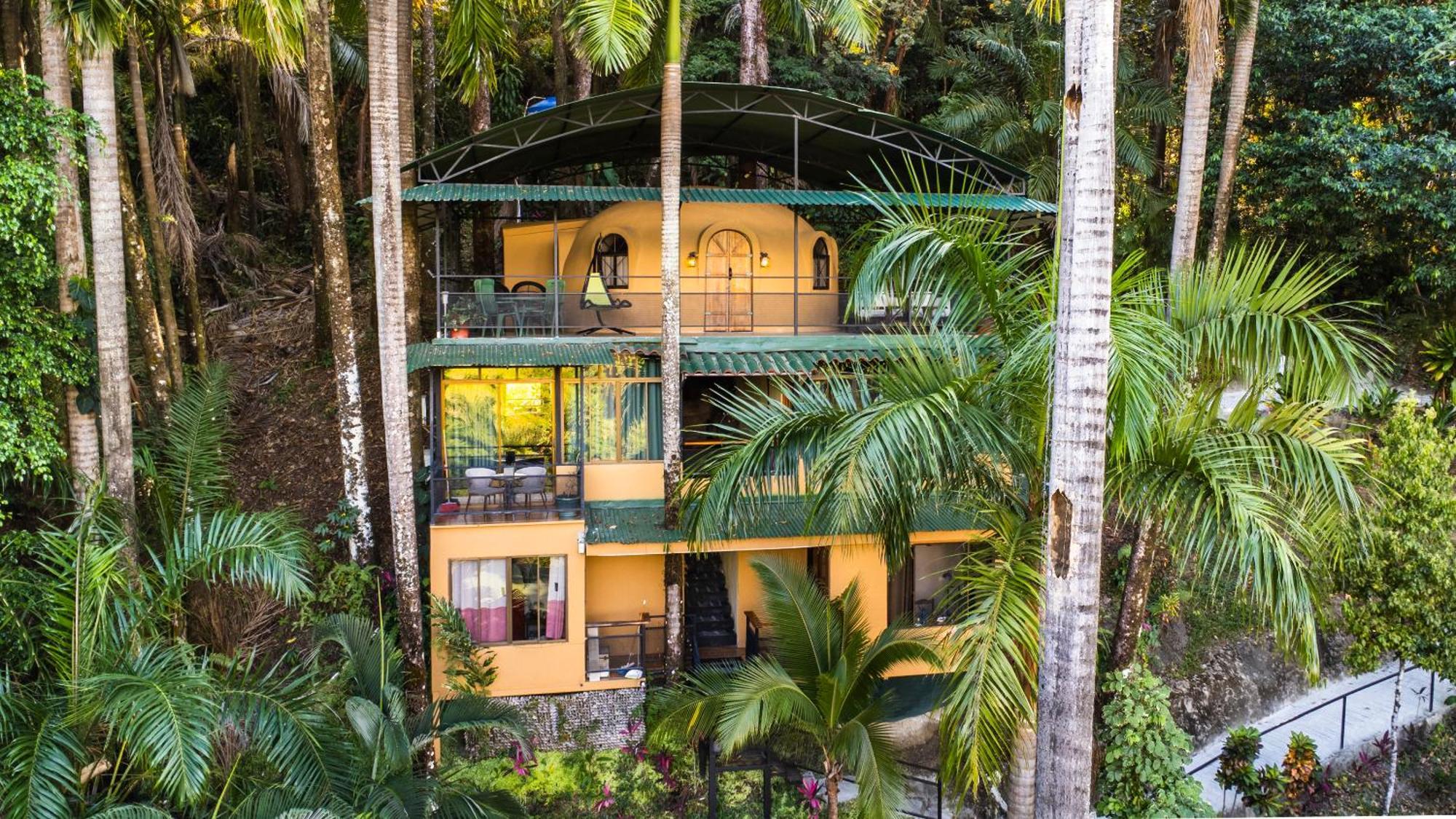 Boutique Cascadas The Falls Hotel